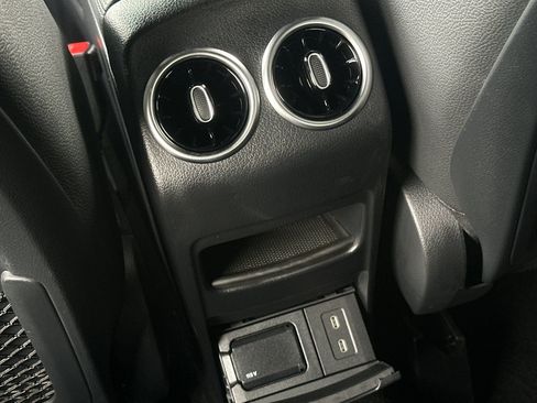 Certified 2025 Mercedes-Benz GLA 250 image 31