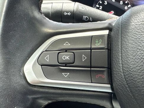 Used 2022 Jeep Compass Limited AWD/4WD image 11