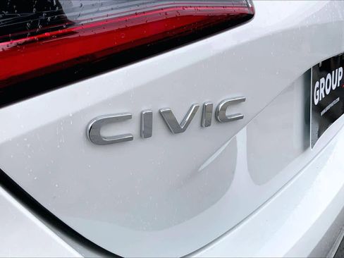 Used 2023 Honda Civic Sport image 30