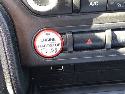 Certified 2017 Ford Mustang Coupe image 14