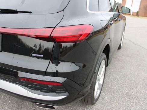 New 2025 Audi Q5 Premium Plus image 43