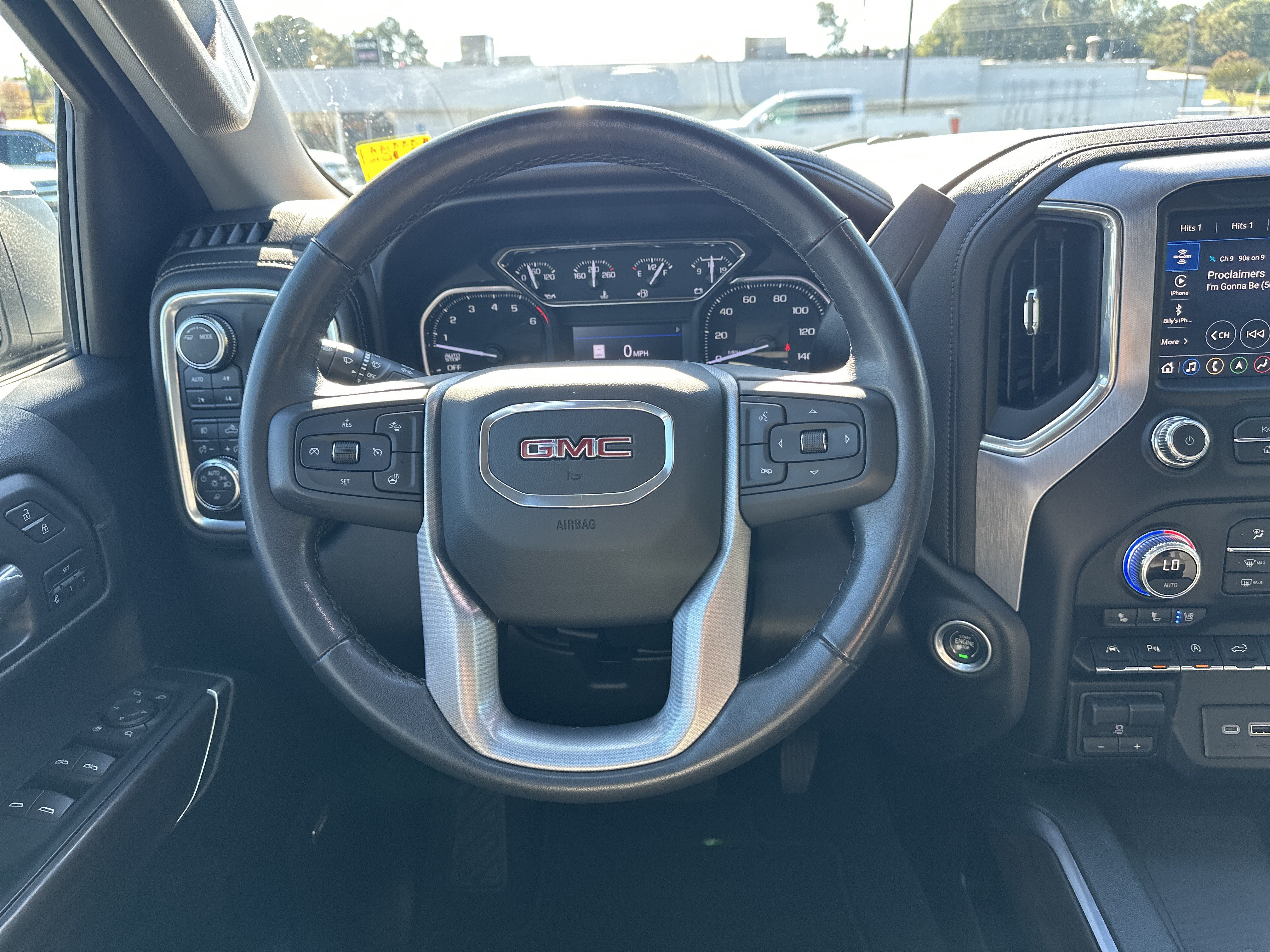 Used 2021 GMC Sierra 1500 SLT w/ SLT Convenience Package AWD/4WD image 17