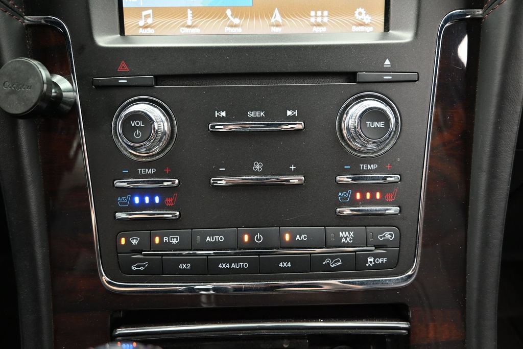 Used 2016 Lincoln Navigator Reserve AWD/4WD image 45