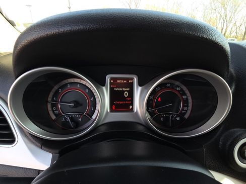 Used 2019 Dodge Journey GT image 16