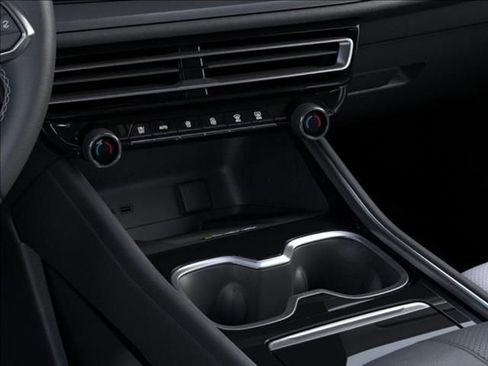 New 2026 Chevrolet Traverse High Country image 23