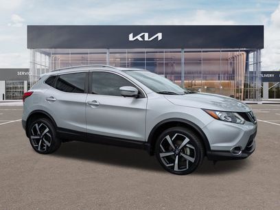 Used 2019 Nissan Rogue Sport SL w/ Premium Package