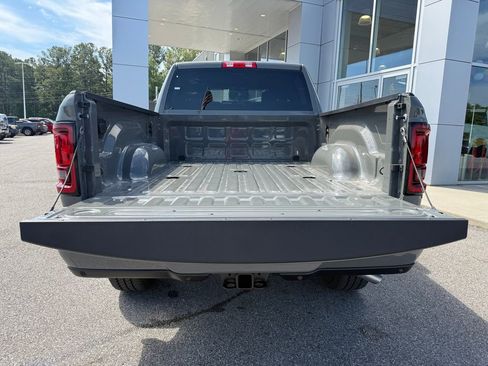 New 2026 RAM 2500 Big Horn AWD/4WD image 20