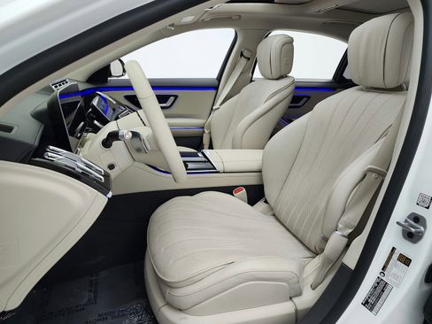Used 2023 Mercedes-Benz S 500 4MATIC image 13