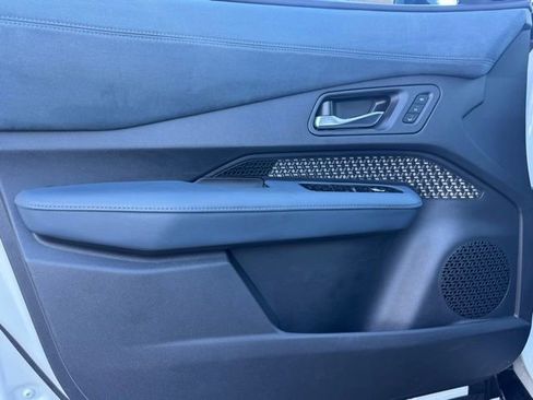 Used 2023 Nissan Ariya PLATINUM+ e-4ORCE image 15