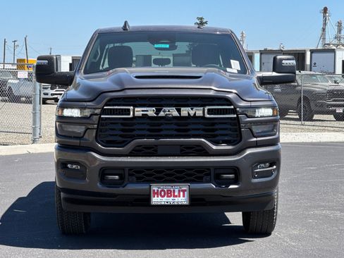 New 2026 RAM 2500 Big Horn AWD/4WD image 8