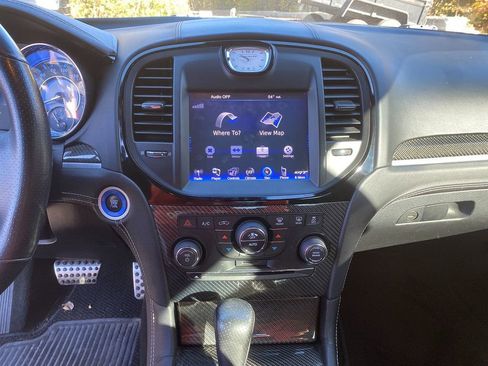 Used 2013 Chrysler 300 SRT8 w/ Leather Interior Group image 20