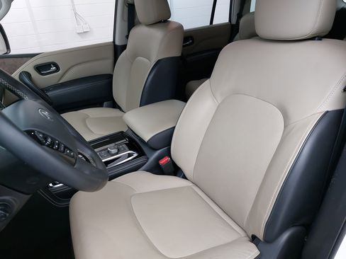 Used 2023 INFINITI QX80 Premium Select w/ Cargo Package image 19