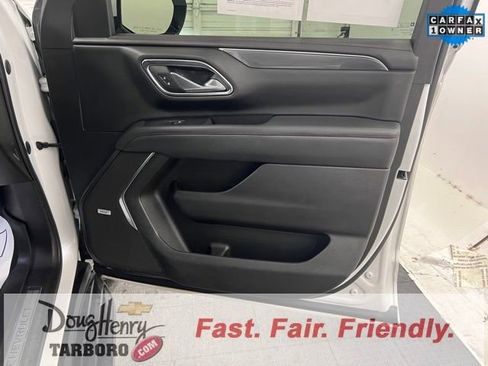 Used 2023 Chevrolet Suburban RST w/ Luxury Package image 42