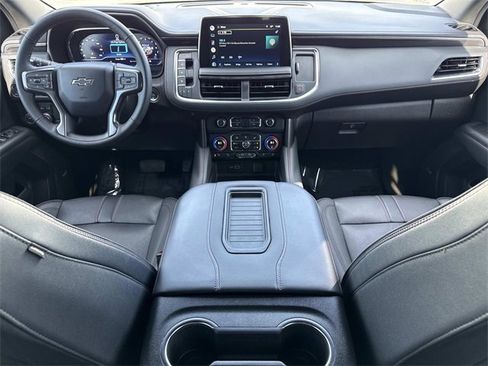 Used 2022 Chevrolet Tahoe RST w/ Luxury Package image 18