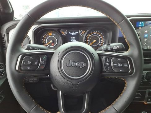 Used 2024 Jeep Wrangler Sport S image 16