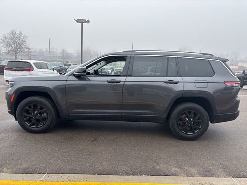 Used 2023 Jeep Grand Cherokee L Limited image 46