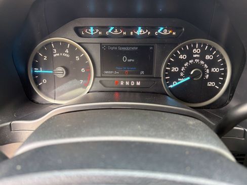 Used 2019 Ford F150 XLT w/ Equipment Group 301A Mid RWD image 18