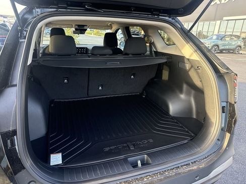 New 2026 Kia Sportage LX FWD image 39