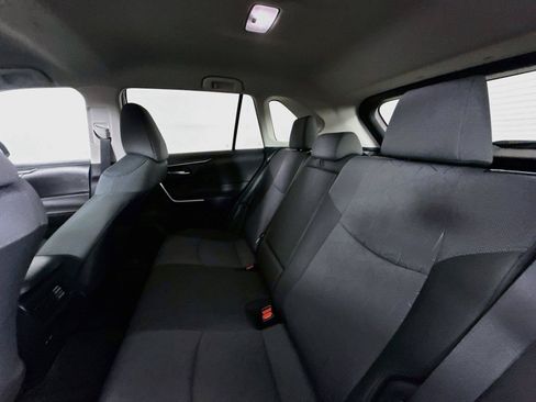 Certified 2025 Toyota RAV4 XLE FWD image 28