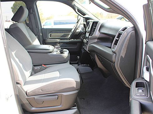 Used 2024 RAM 3500 SLT w/ Quick Order Package 2YG SLT image 17