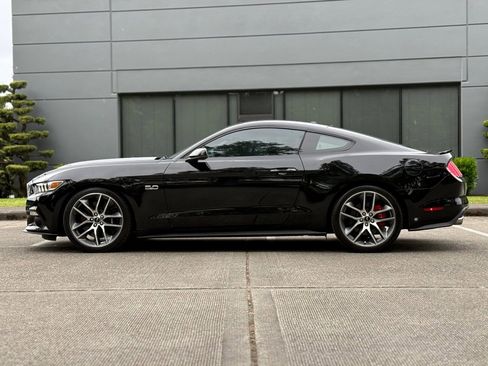 Used 2016 Ford Mustang GT Premium w/ Equipment Group 401A RWD image 6