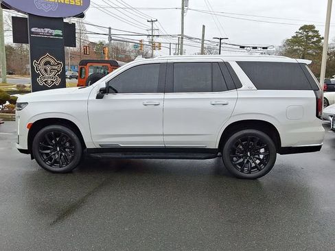 Used 2024 Cadillac Escalade Premium Luxury w/ Performance Package image 5