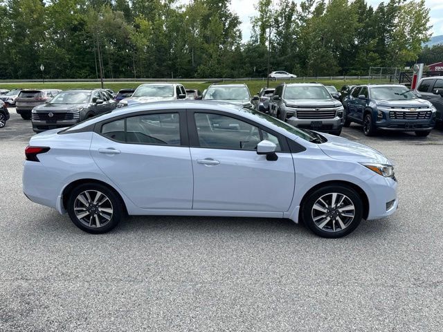 Used 2025 Nissan Versa SV w/ Trunk Package FWD image 15