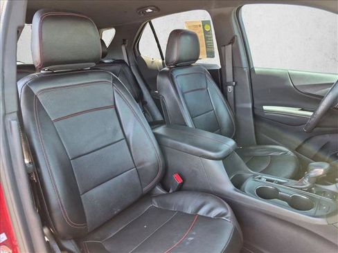 Certified 2022 Chevrolet Equinox RS w/ RS Leather Package AWD/4WD image 28