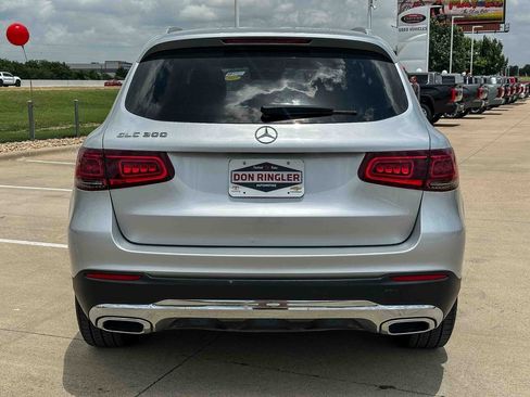 Used 2020 Mercedes-Benz GLC 300 image 4