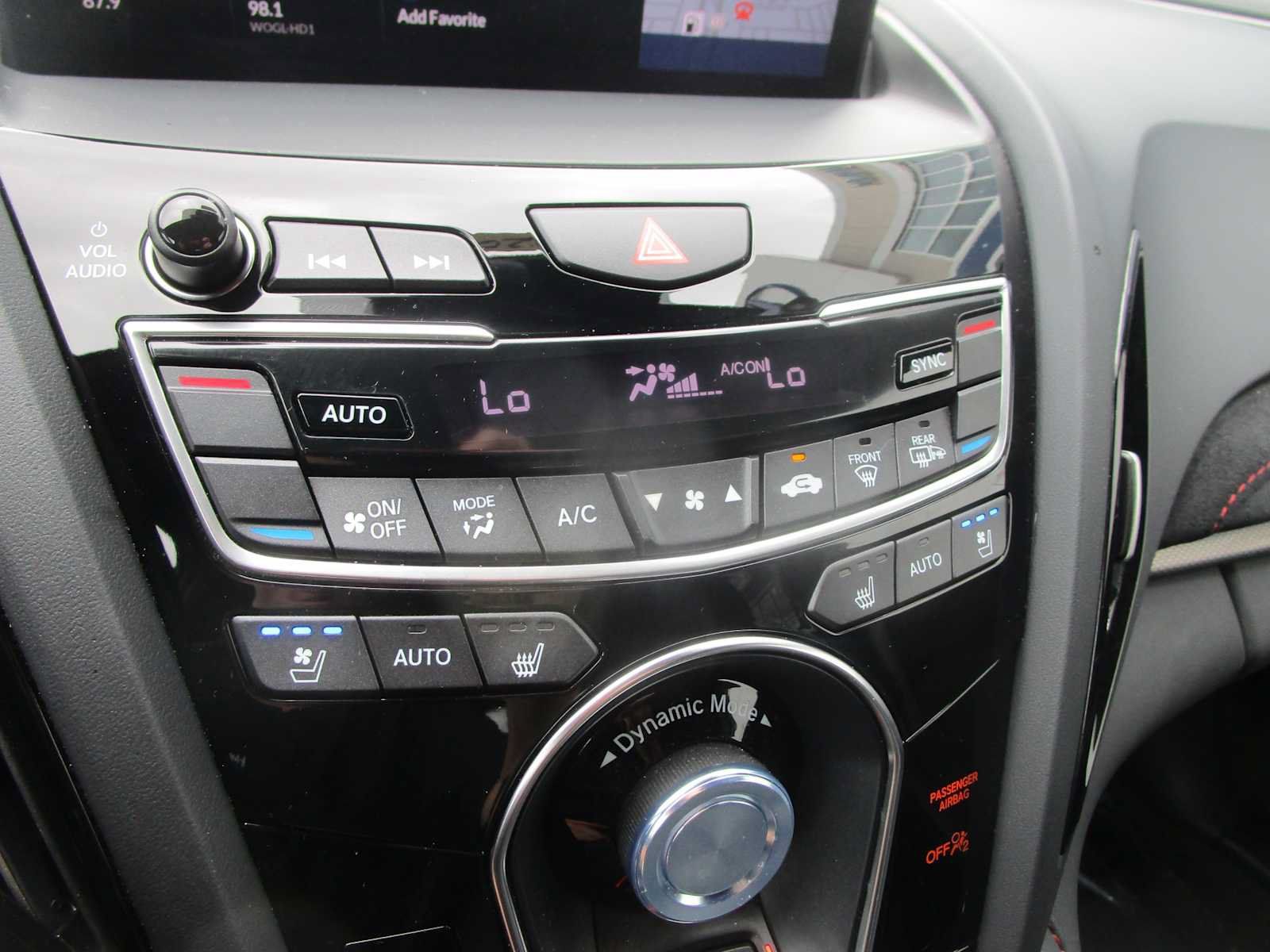 Certified 2025 Acura RDX w/ Advance Package AWD/4WD image 21