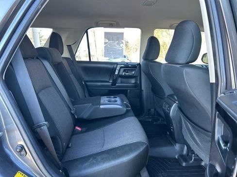 Used 2017 Toyota 4Runner TRD Off-Road image 39