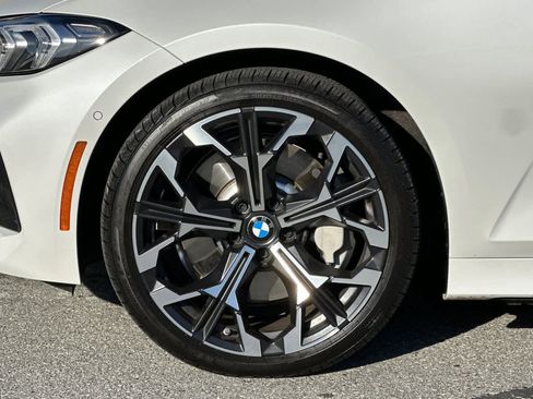 Used 2025 BMW 330i Sedan image 31