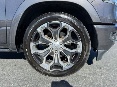 Used 2021 RAM 1500 Limited image 9