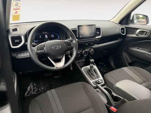Certified 2023 Hyundai Venue SEL image 15