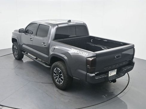 Used 2022 Toyota Tacoma TRD Sport w/ Technology Package AWD/4WD image 24