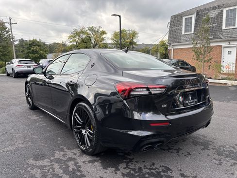 Used 2022 Maserati Ghibli Modena Q4 AWD/4WD image 10