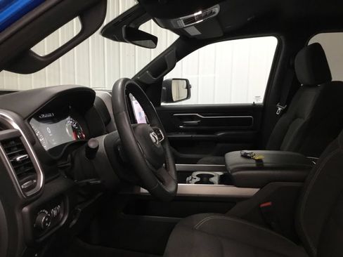 Used 2025 RAM 1500 Big Horn AWD/4WD image 7