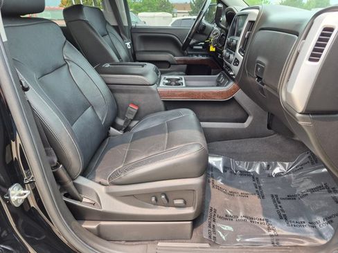 Used 2018 GMC Sierra 1500 SLT AWD/4WD image 18