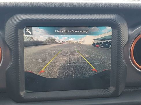 Used 2022 Jeep Gladiator Mojave w/ Trailer Tow Package image 37