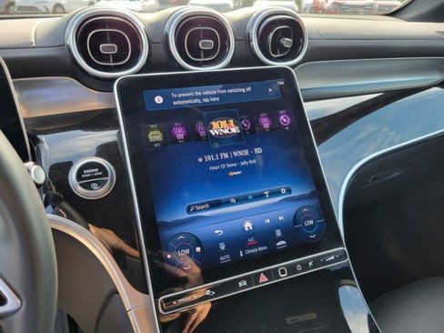 Used 2024 Mercedes-Benz GLC 300 w/ Winter Package image 21