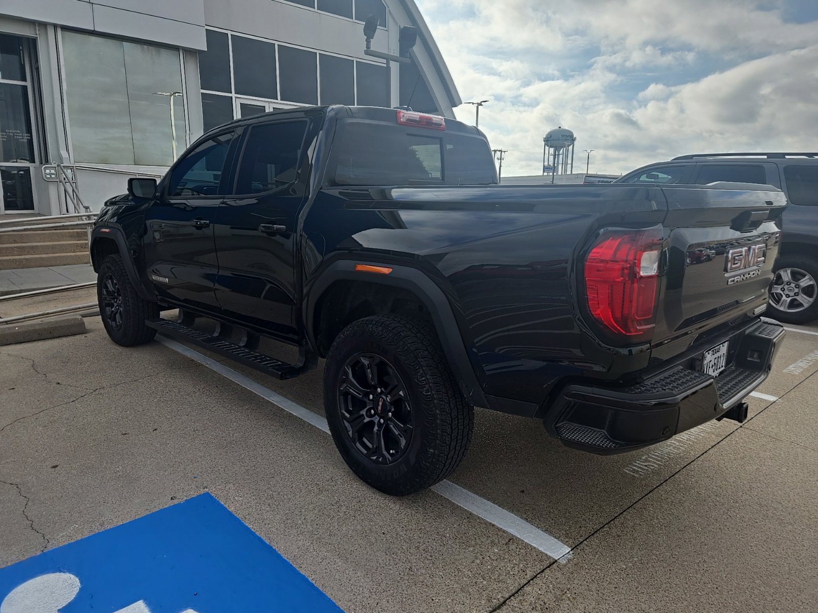 Used 2025 GMC Canyon Elevation w/ Convenience Package RWD image 10