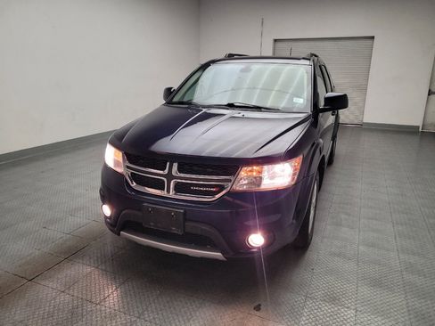 Used 2019 Dodge Journey SE w/ Connectivity Group FWD image 15