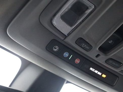 Used 2021 Chevrolet Silverado 1500 LTZ w/ Z71 Off-Road Package image 33