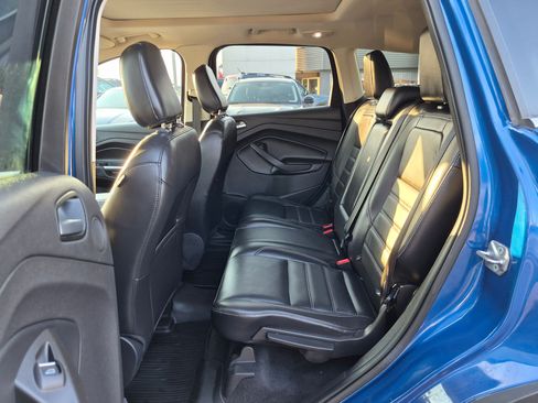 Used 2018 Ford Escape Titanium w/ Ford Safe & Smart Package AWD/4WD image 30