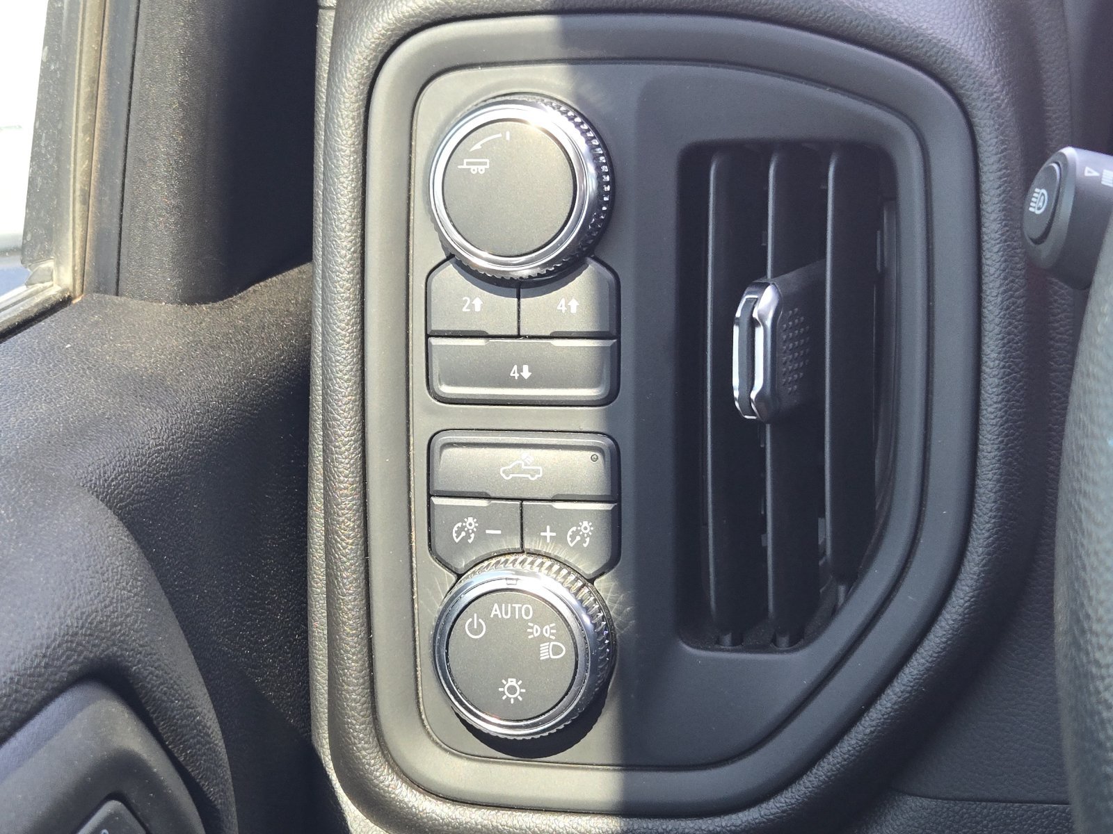 Used 2025 GMC Sierra 2500 Pro w/ Convenience Package AWD/4WD image 25