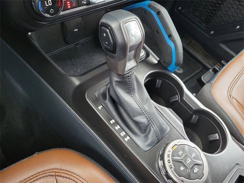 Used 2023 Ford Bronco Outer Banks image 32