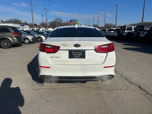 Used 2015 Kia Optima LX image 4