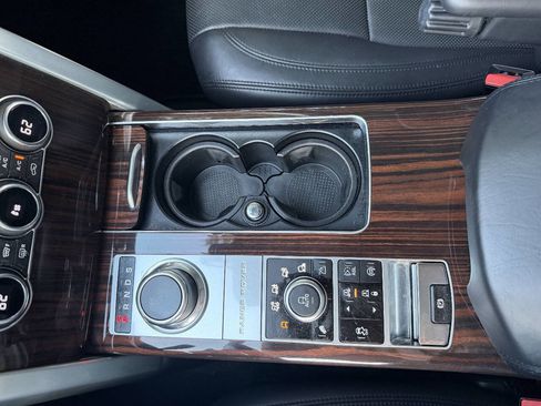 Used 2014 Land Rover Range Rover Supercharged AWD/4WD image 36