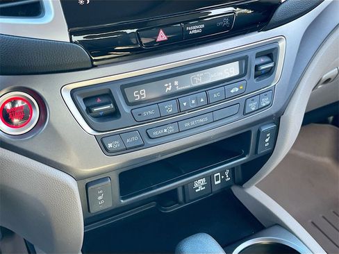 Used 2019 Honda Ridgeline RTL-T image 16