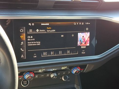 Used 2024 Audi Q3 2.0T Premium Plus w/ Premium Plus Package image 19